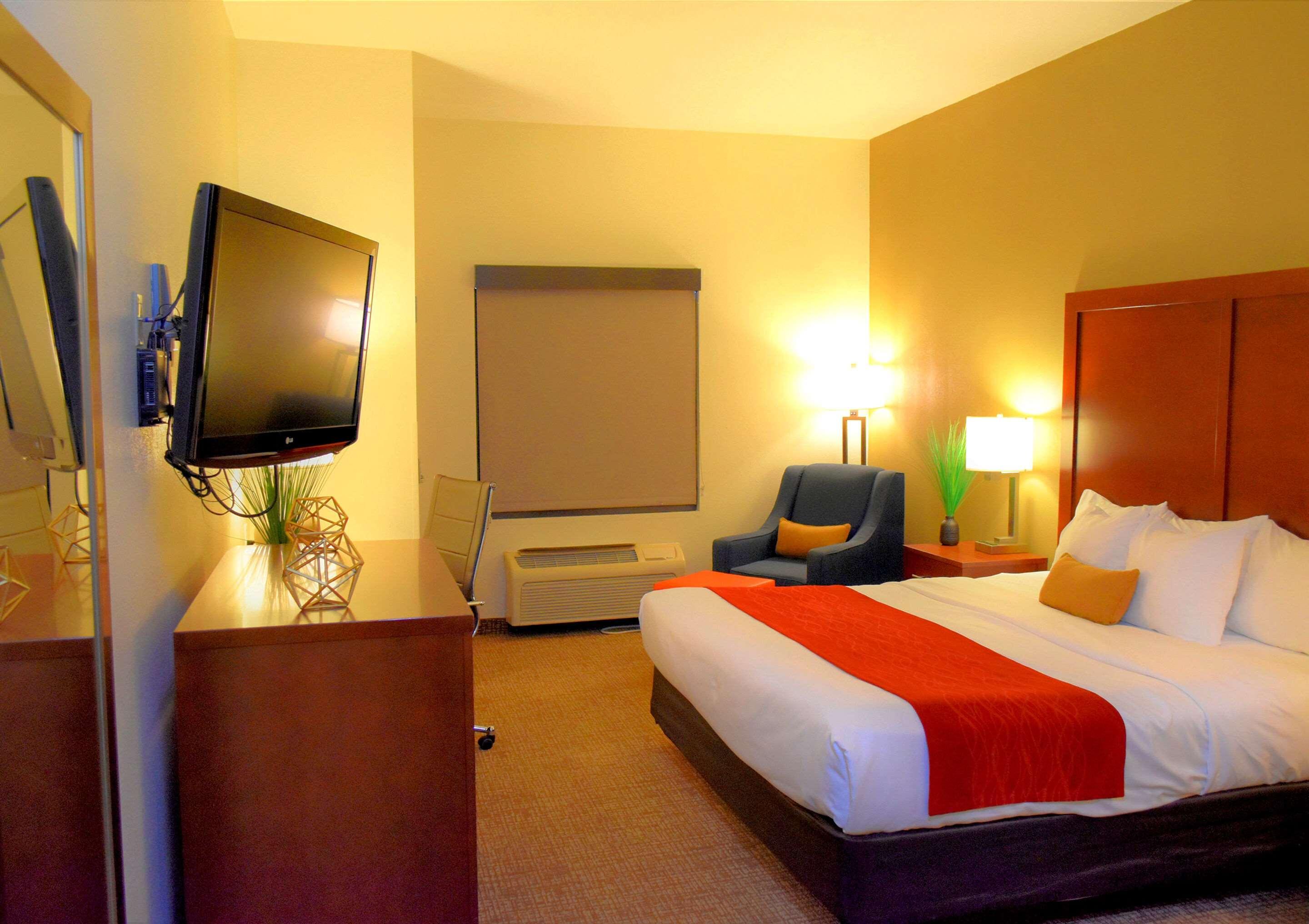 Comfort Inn & Suites Greenville I-70 Zewnętrze zdjęcie