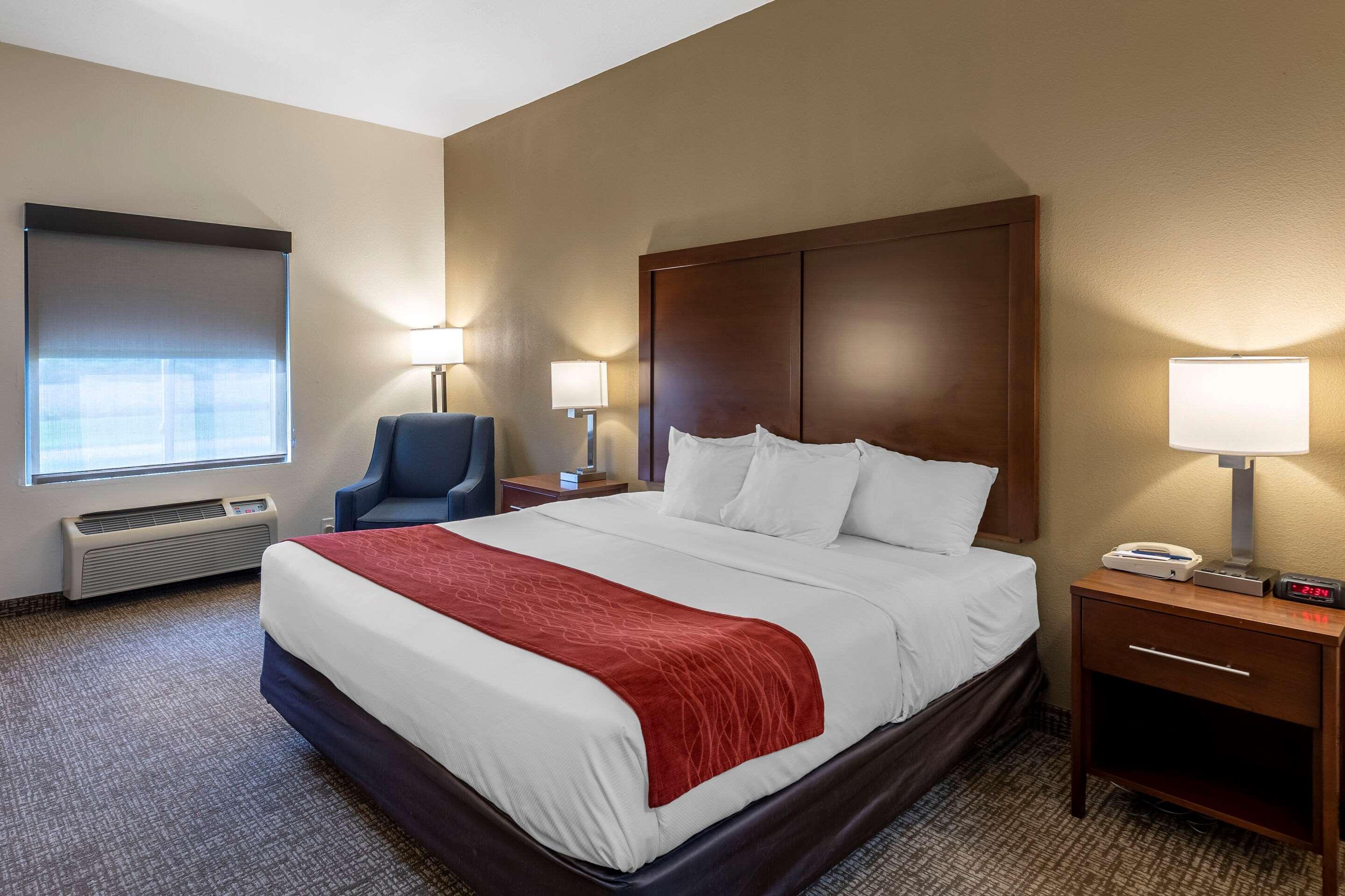 Comfort Inn & Suites Greenville I-70 Zewnętrze zdjęcie