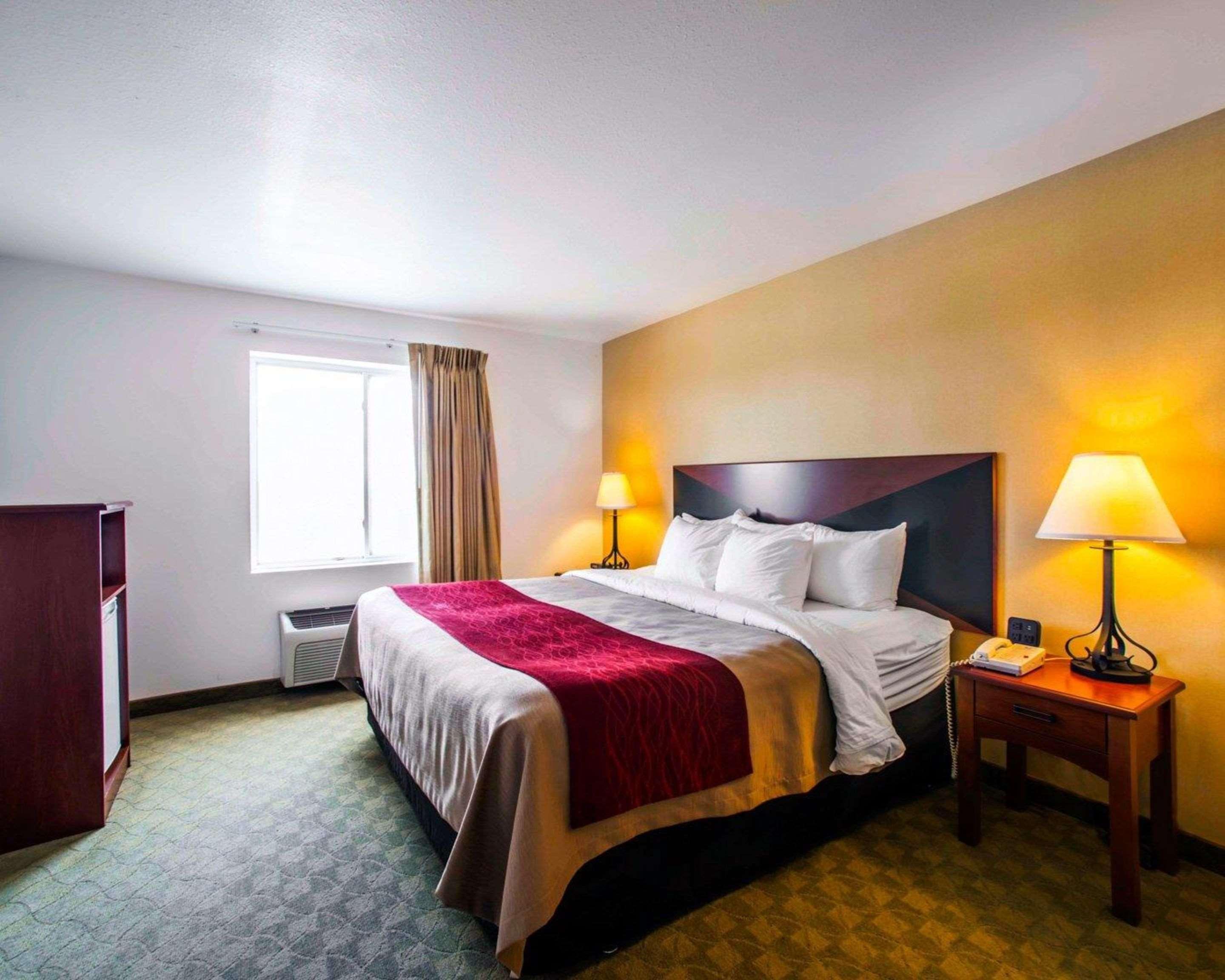 Comfort Inn & Suites Greenville I-70 Zewnętrze zdjęcie